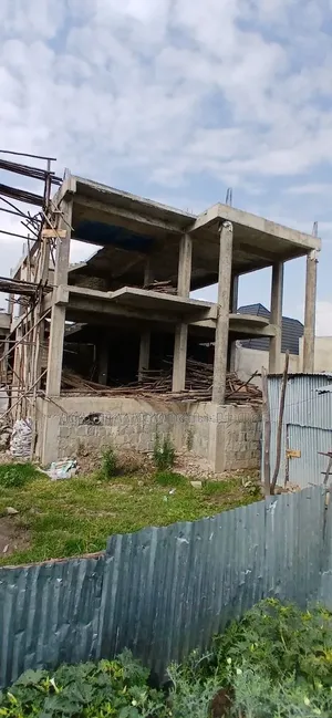 8bdrm Townhouse/Terrace in Legetafo Area, Oromia-Finfinne for sale