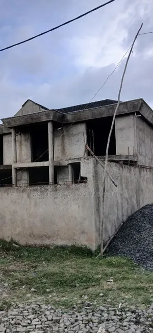 7bdrm Townhouse/Terrace in Rosseta Real State, Oromia-Finfinne for sale