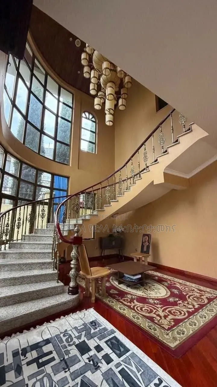 Furnished 8bdrm Penthouse in Ayat Zone Inside, Yeka for sale