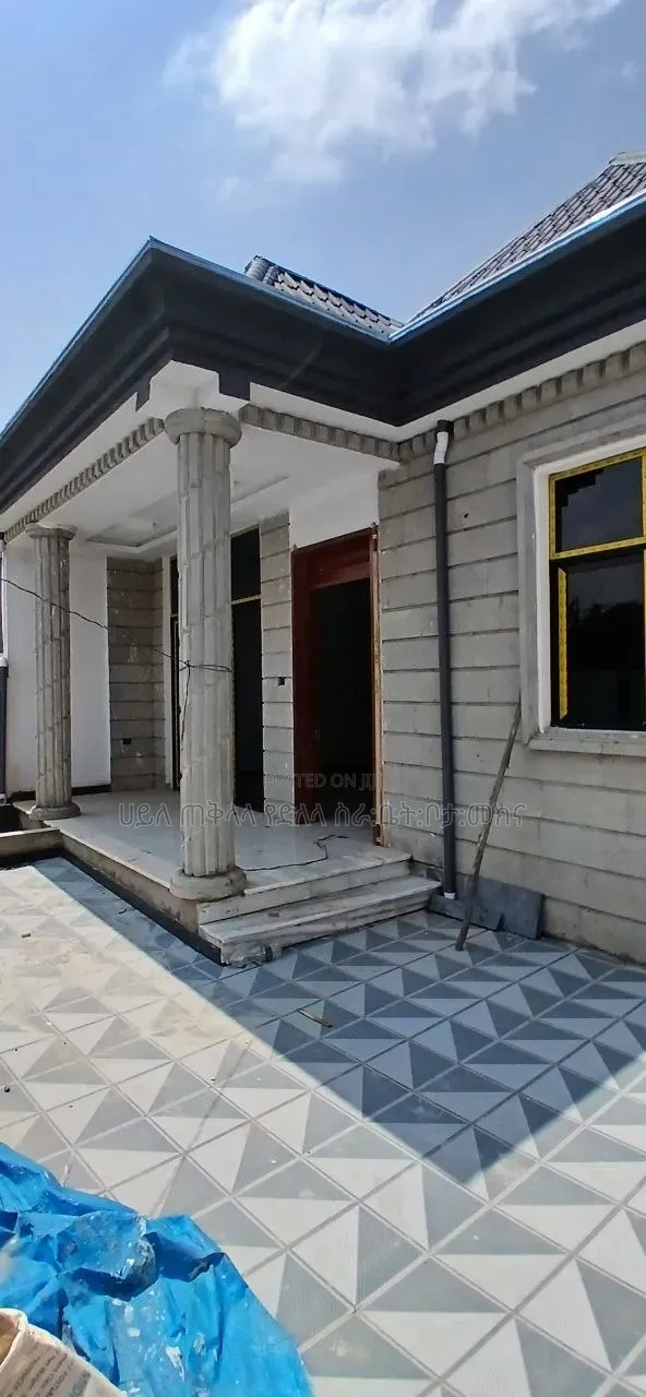 Furnished 5bdrm Villa in Legetafo Area Best, Oromia-Finfinne for sale