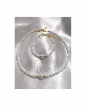 Cute Pearl Necklace and Bracelet