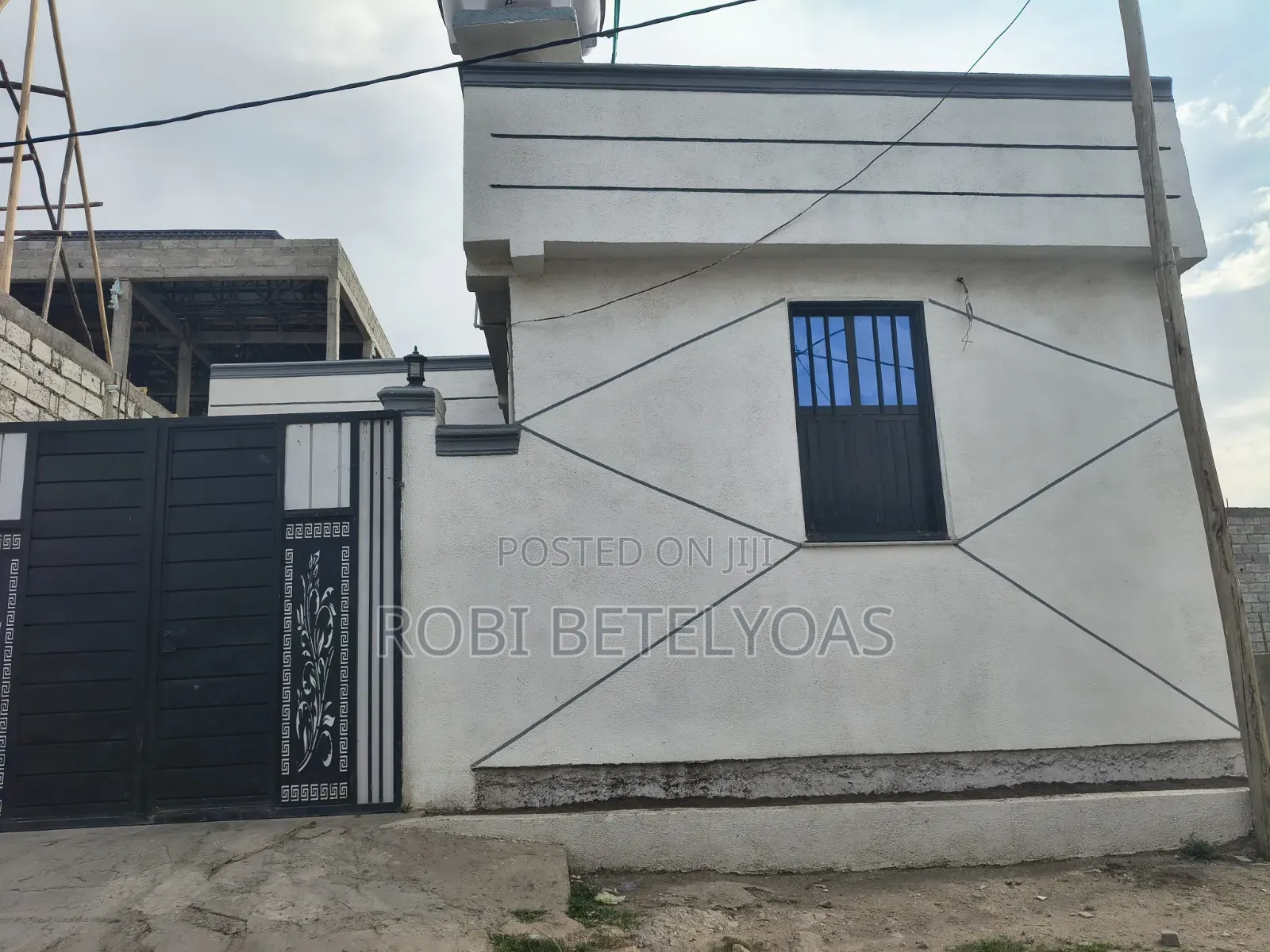 Furnished 3bdrm House in L Sheep, East Shewa for sale