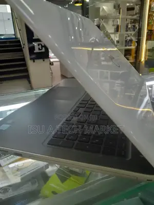 New Laptop Dell Inspiron 15 5567 24GB Intel Core i7 SSD 1T