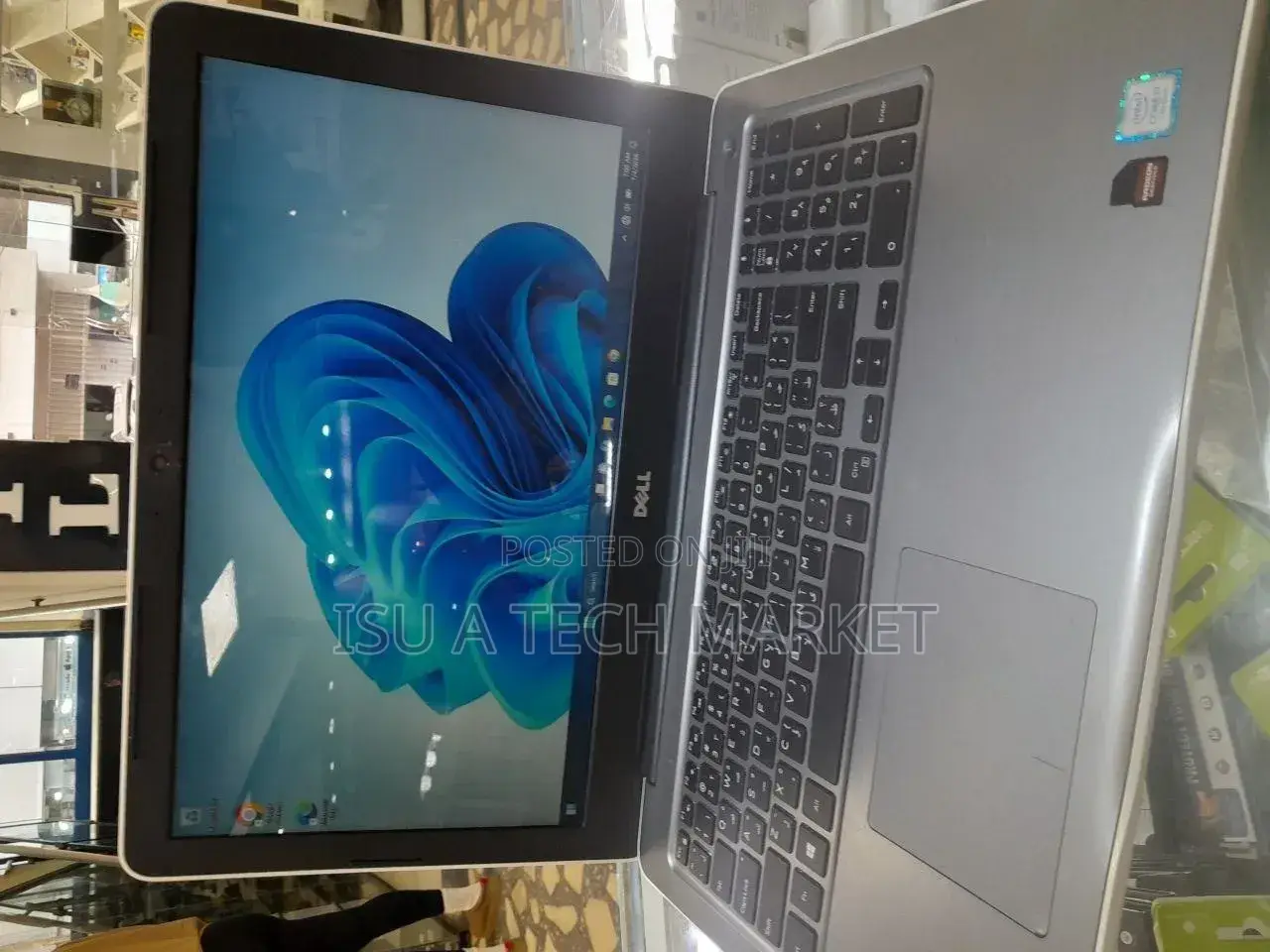 New Laptop Dell Inspiron 15 5567 24GB Intel Core i7 SSD 1T