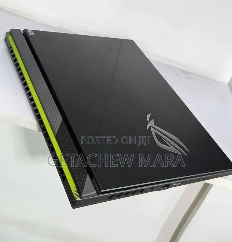New Laptop Asus ROG Strix G15 16GB Intel Core i9 SSD 1T