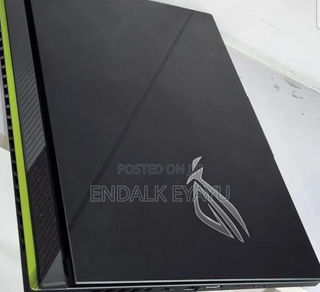 New Laptop Asus ROG Strix G16 G614 16GB Intel Core i9 SSD 1T