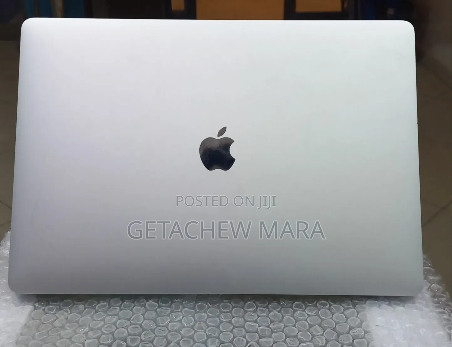 New Laptop Apple MacBook 2018 16GB Intel Core i7 SSD 256GB