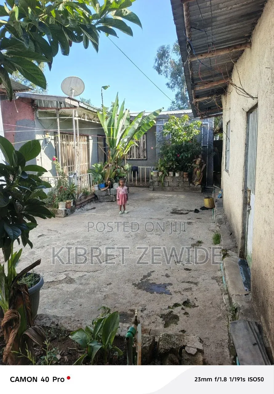 Furnished 3bdrm House in Kibert Zewdie, Yeka for sale