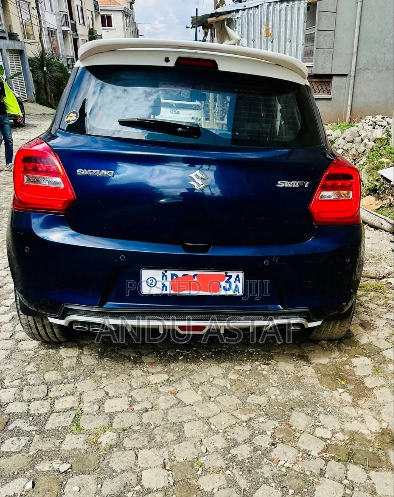 Suzuki Swift 2021 Blue