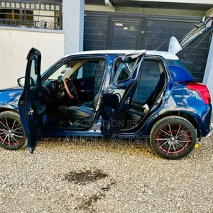 Suzuki Swift 2021 Blue