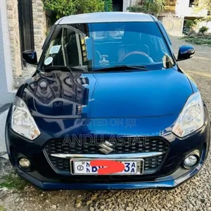 Suzuki Swift 2021 Blue