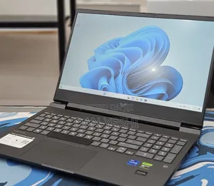 New Laptop HP Victus 16 16GB Intel Core i7 SSD 1T