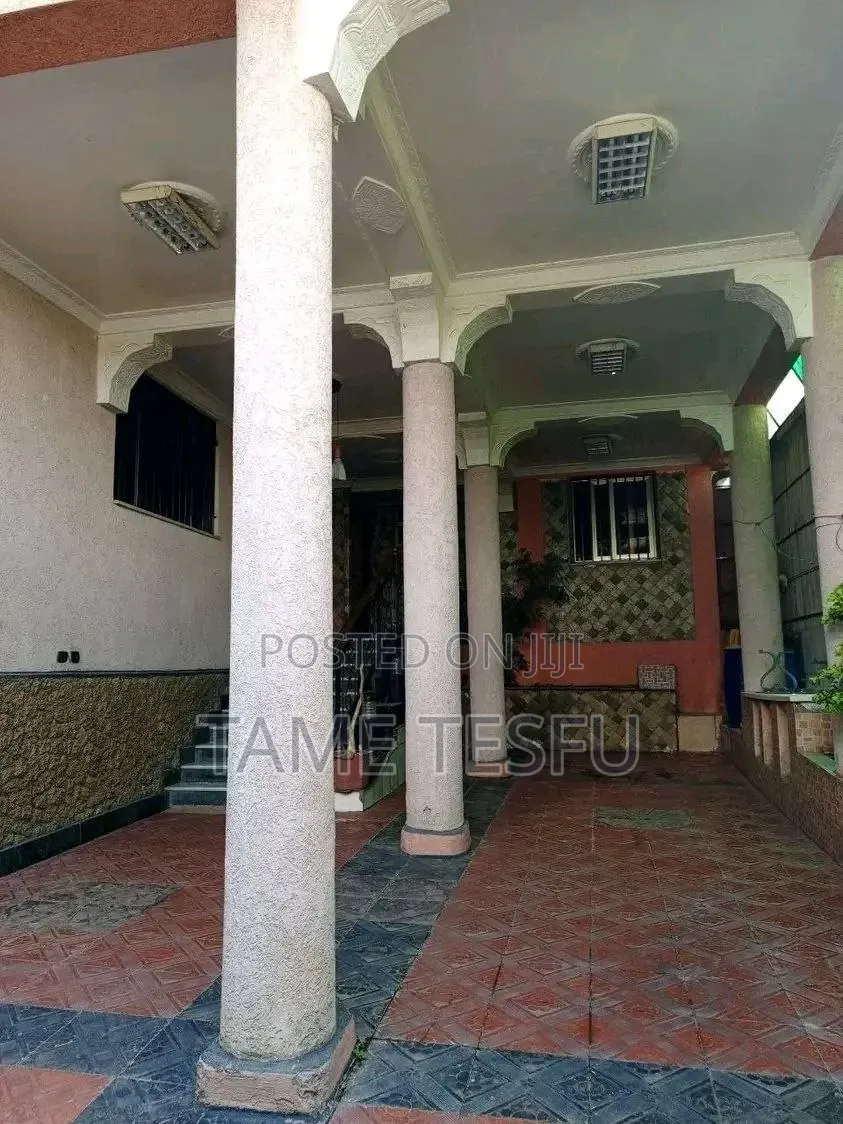 Furnished 8bdrm House in Jakiros, Bole for sale