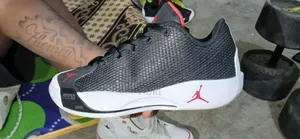 Jordan Luke 77