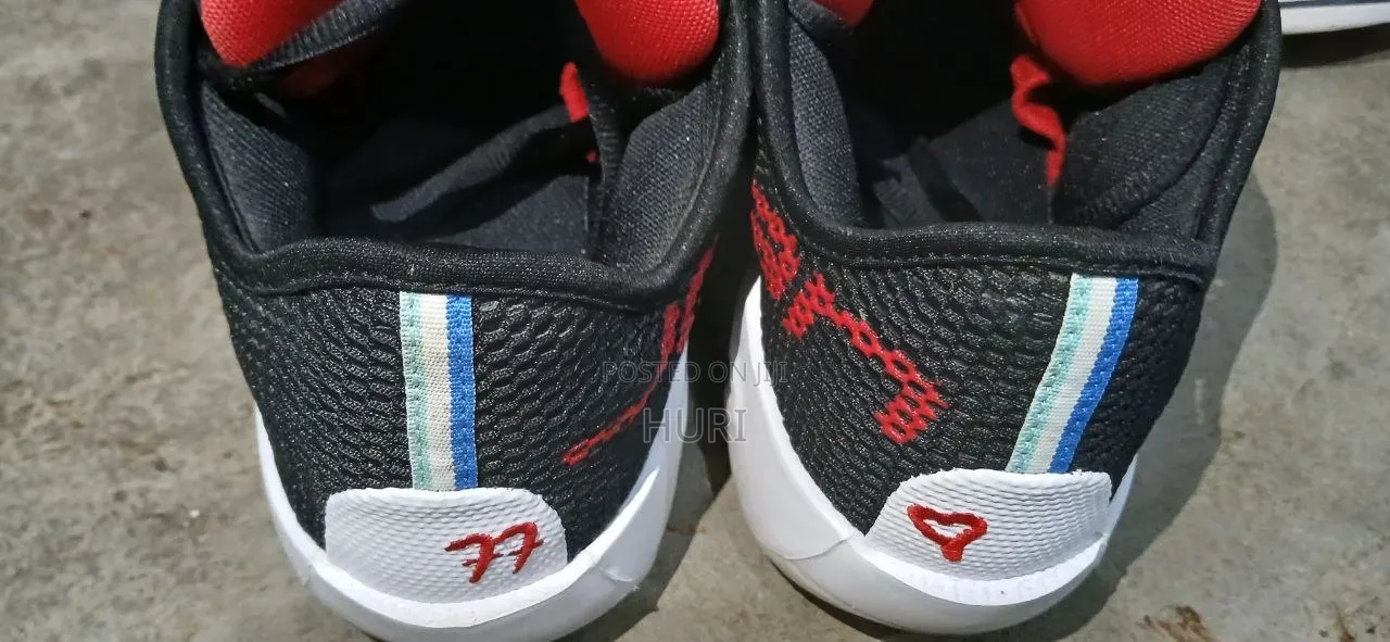 Jordan Luke 77