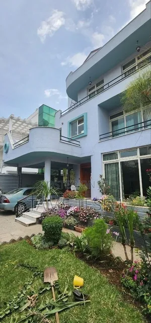 Furnished 8bdrm House in Cmc, Bole for sale