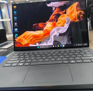 New Laptop Dell Precision 5490 32GB Intel Core Ultra 9 SSD 1T