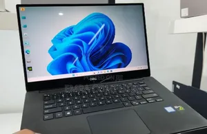 New Laptop Dell 16GB Intel Core i7 SSD 512GB