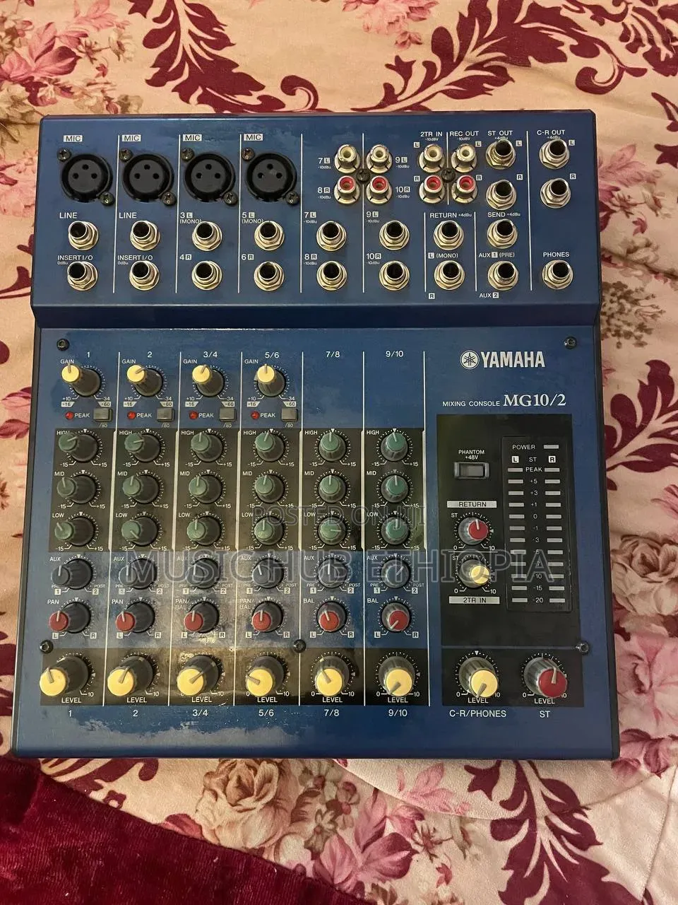 Yamaha Mg10/2 10-Channel Analog Mixer