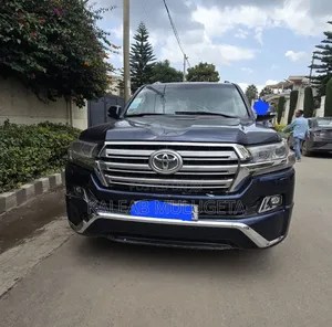 Toyota Land Cruiser 2017 Blue