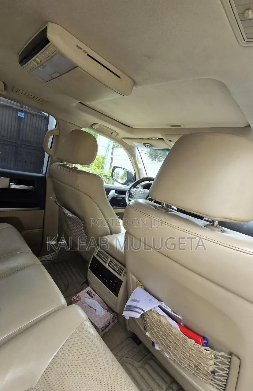 Toyota Land Cruiser 2017 Blue