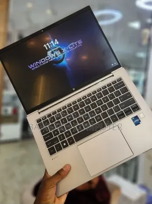 New Laptop HP ZBook 14 16GB Intel Core i7 SSD 512GB