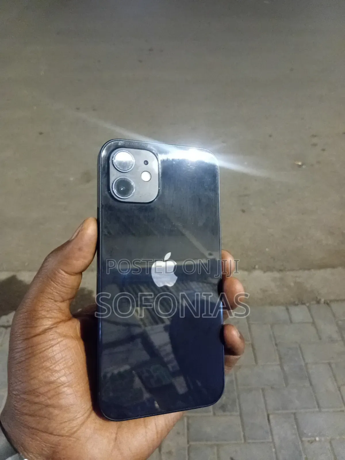 Apple iPhone 12 64 GB Black