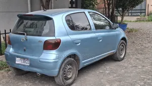 Toyota Vitz 2002 Blue