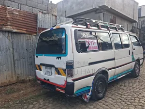 Toyota Lite-Ace 2001 White