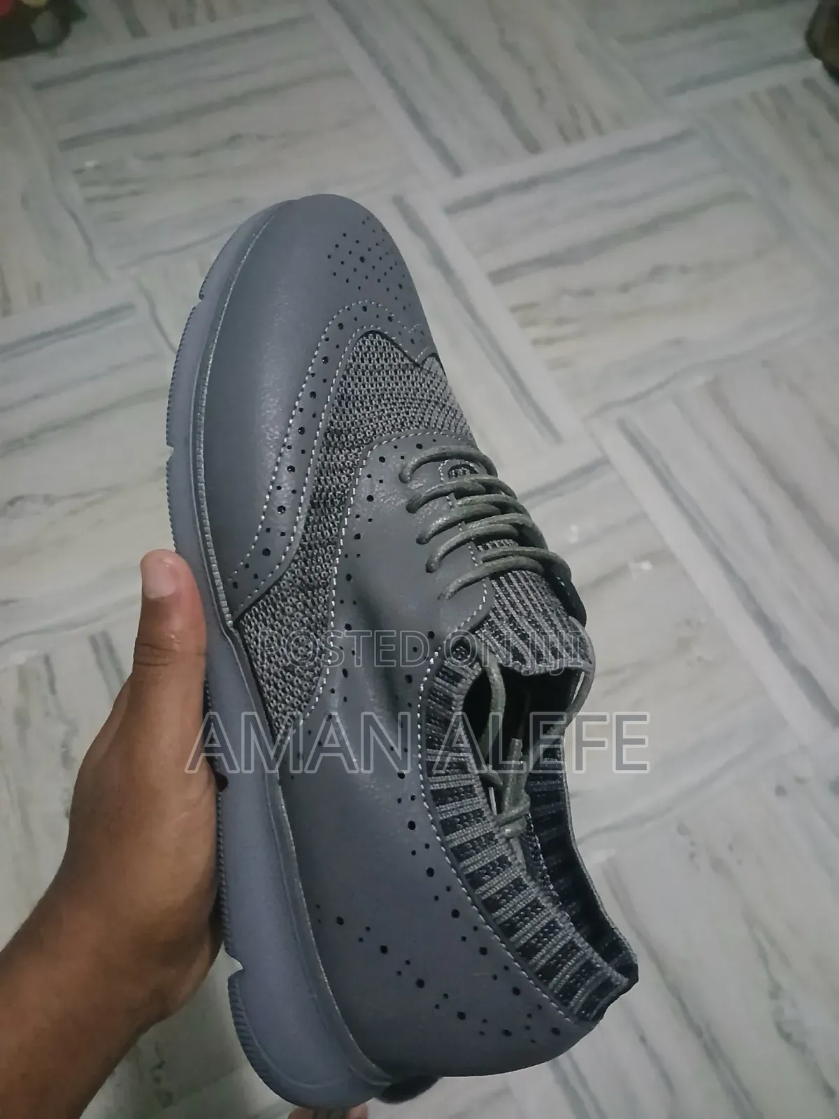 Sneaker  Classic Shoes