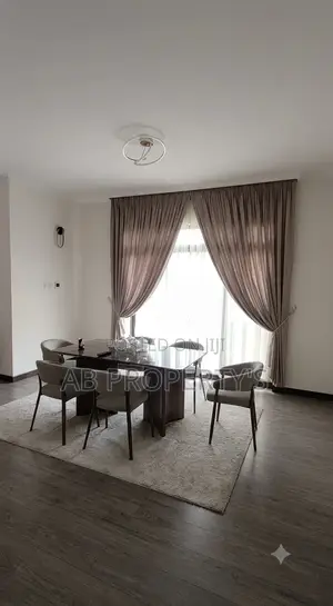 Furnished 3bdrm Apartment in ፒያሳ, Arada for sale