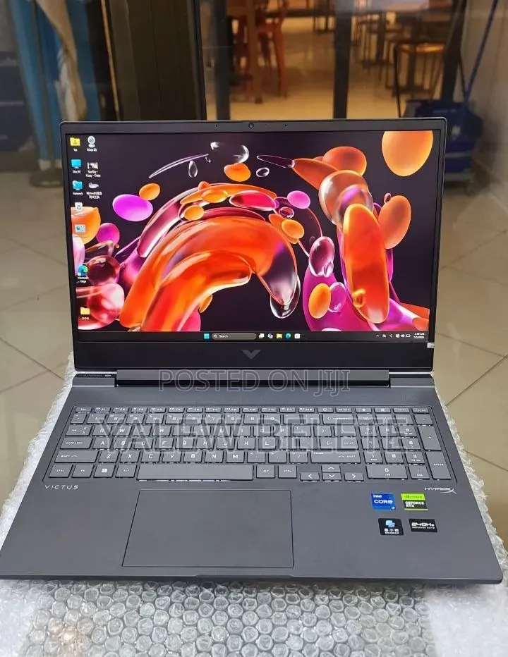 New Laptop HP Victus 16 16GB Intel Core i7 SSD 1T