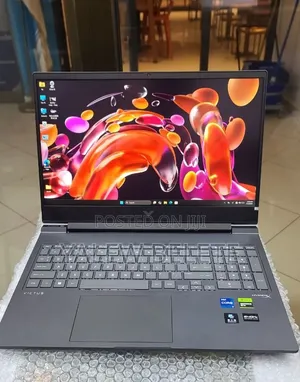 New Laptop HP Victus 16 16GB Intel Core i7 SSD 1T