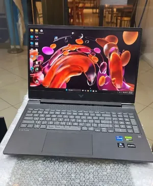New Laptop HP Victus 16 16GB Intel Core i7 SSD 1T