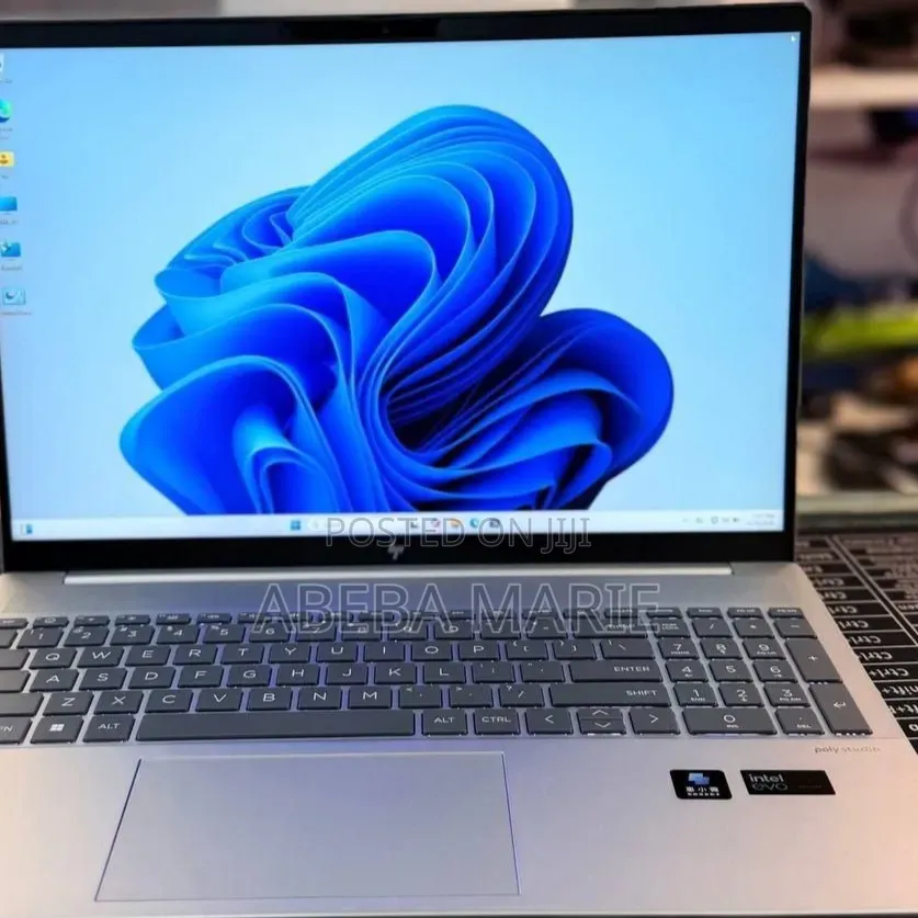 New Laptop HP Pavilion 15 32GB Intel Core Ultra 7 SSD 1T