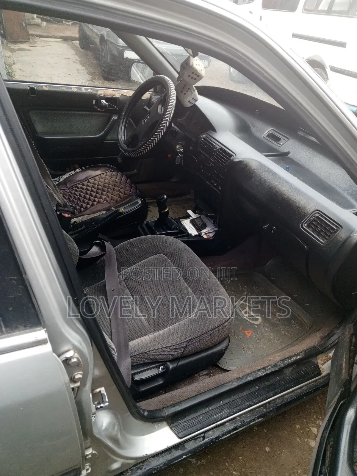 Honda Accord 1992 Silver