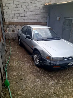 Honda Accord 1992 Silver
