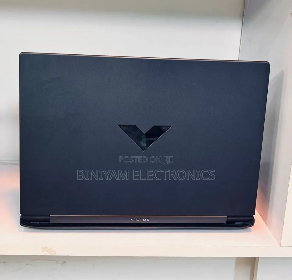 New Laptop HP Victus 15 12GB AMD Ryzen 5 SSD 512GB