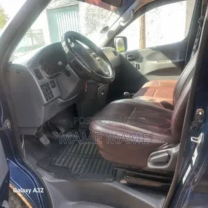 Toyota HiAce 2008 Blue