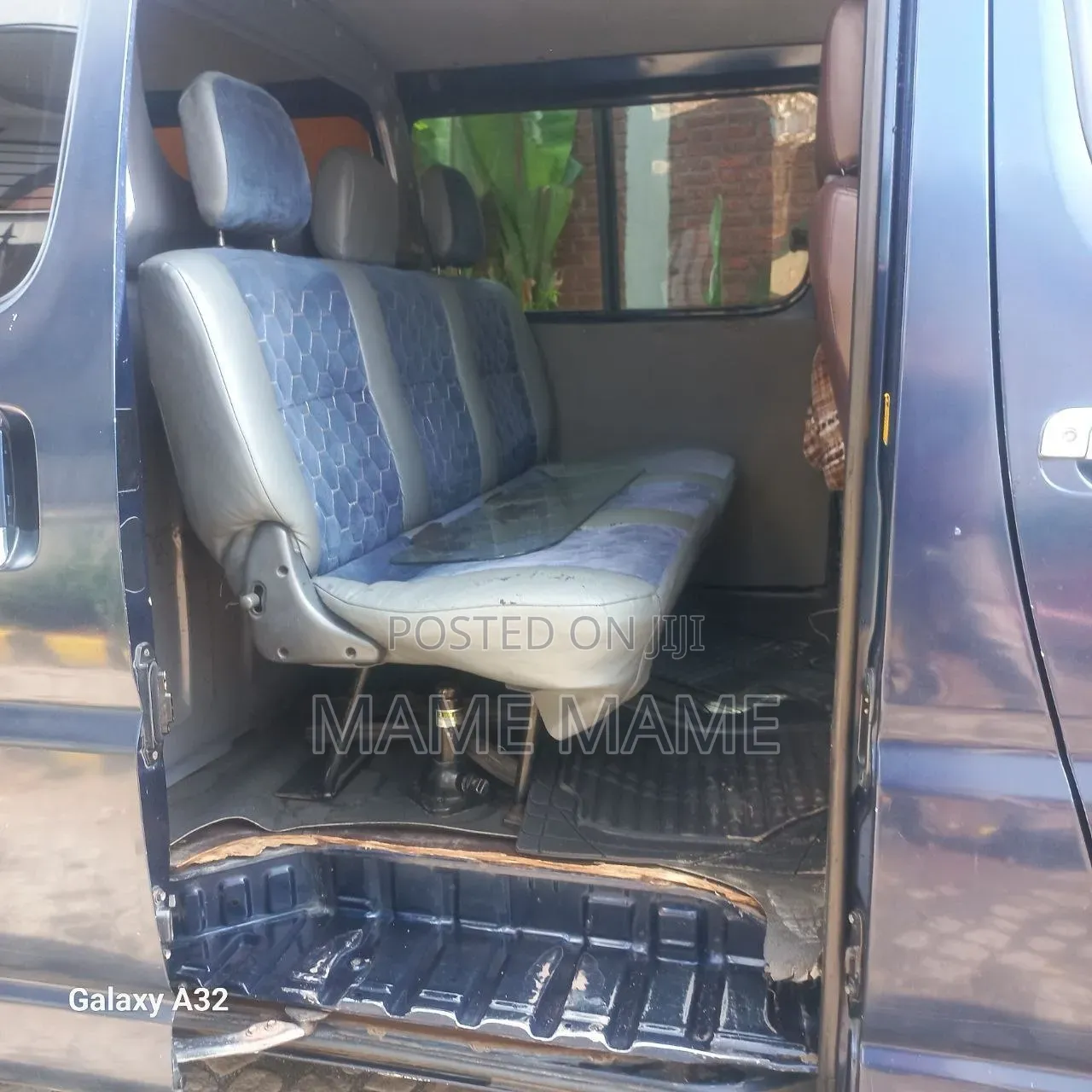 Toyota HiAce 2008 Blue
