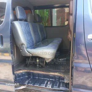 Toyota HiAce 2008 Blue