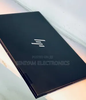 New Laptop HP Envy x360 8GB AMD Ryzen 5 SSD 512GB