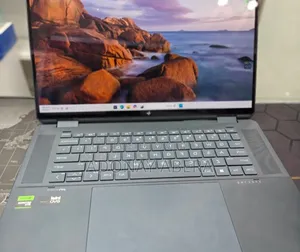 New Laptop HP 32GB Intel Core Ultra 7 SSD 1T