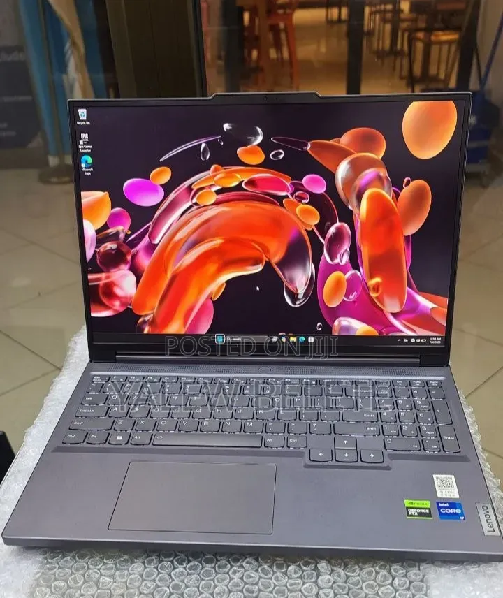 New Laptop Lenovo Legion 5 16GB Intel Core i7 SSD 1T