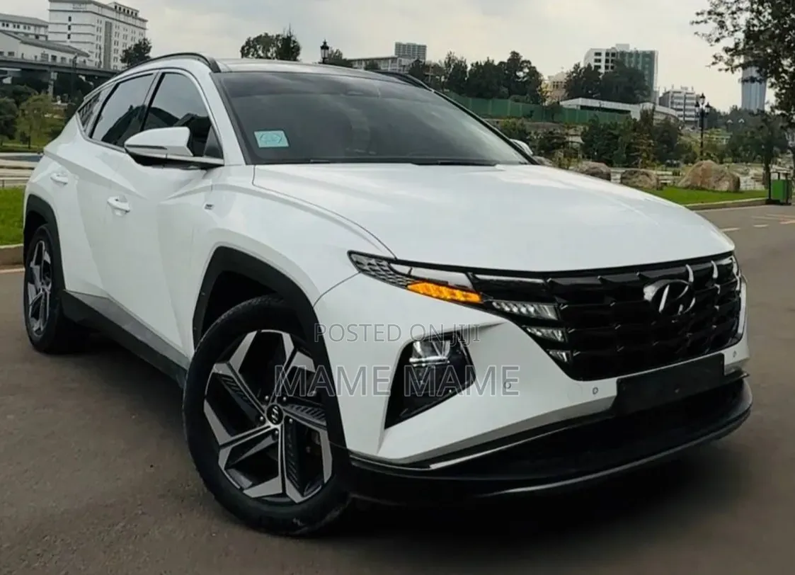 Hyundai Tucson 2021 White