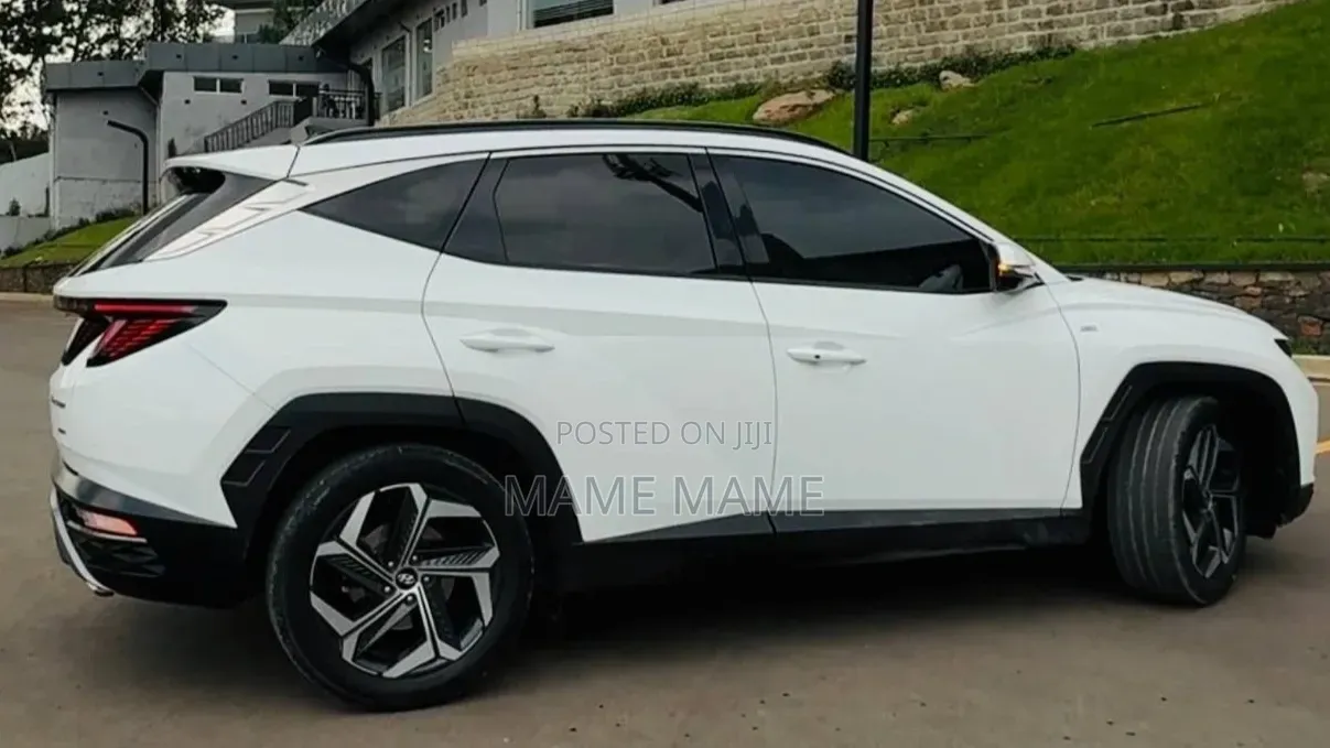 Hyundai Tucson 2021 White