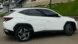 Hyundai Tucson 2021 White