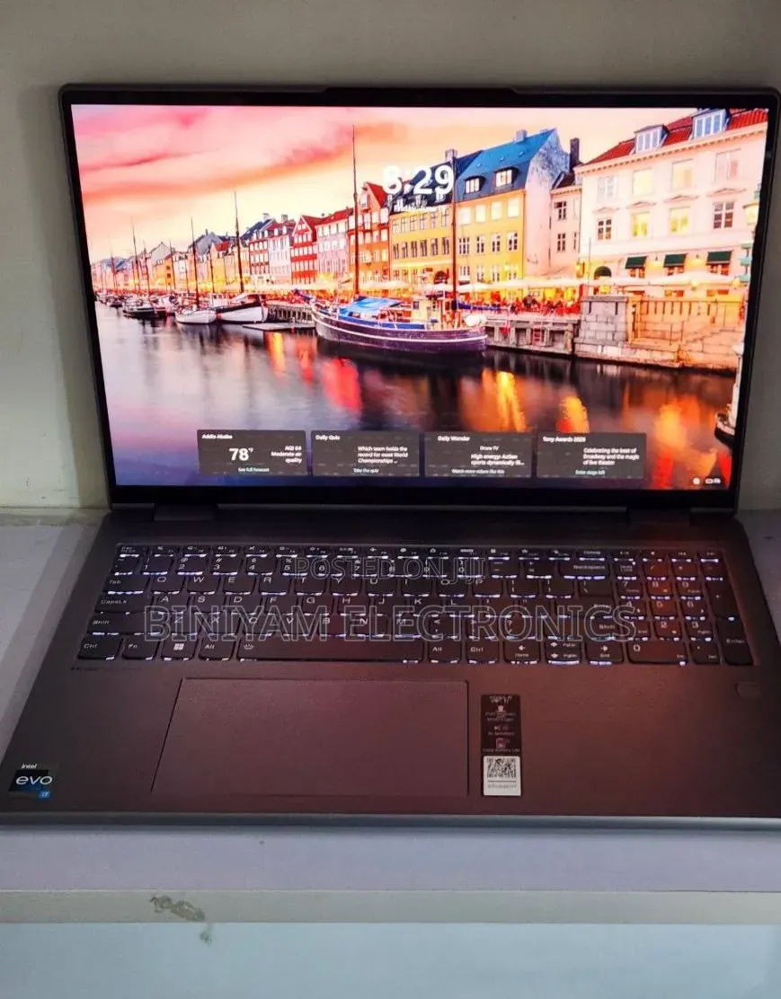 New Laptop Lenovo Yoga 7i 16GB Intel Core i7 SSD 512GB