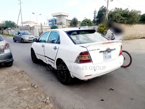 Toyota Corolla 2003 White