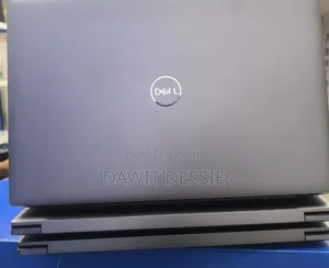 New Laptop Dell Precision 5490 32GB Intel Core Ultra 9 SSD 1T
